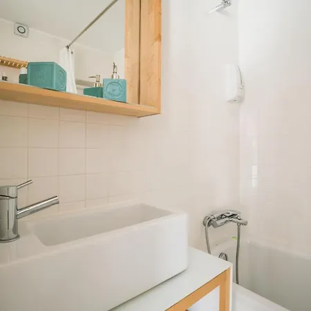 Apartment Duplex Ap Location *